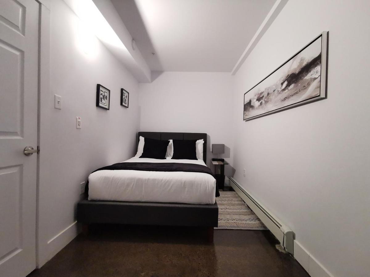 Cameo Hotel And Suites 哈利法克斯 外观 照片